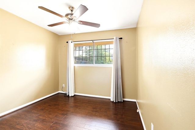 1507 Willow Rock Road, Houston, TX 77088