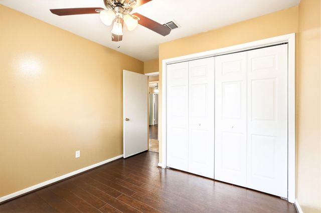 1507 Willow Rock Road, Houston, TX 77088