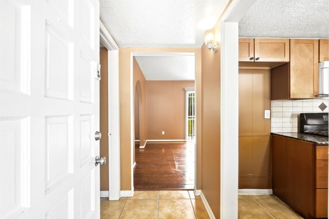1507 Willow Rock Road, Houston, TX 77088