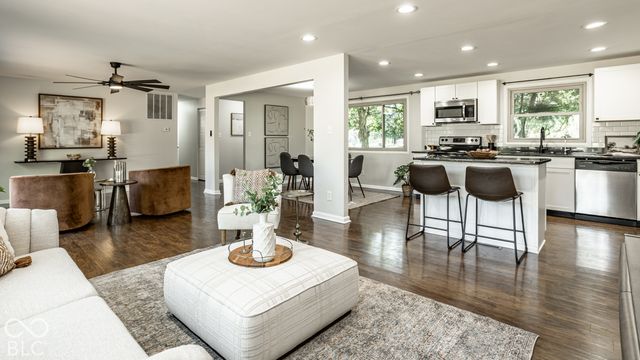 11802 Prairie Place, Carmel, IN 46033