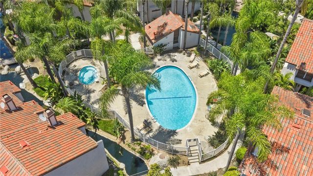 122 Kauai, Placentia, CA 92870
