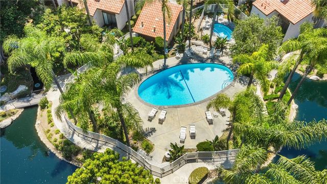 122 Kauai, Placentia, CA 92870