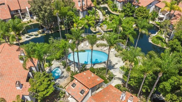 122 Kauai, Placentia, CA 92870