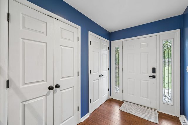 220 Lakewood Dr, Tullahoma, TN 37388
