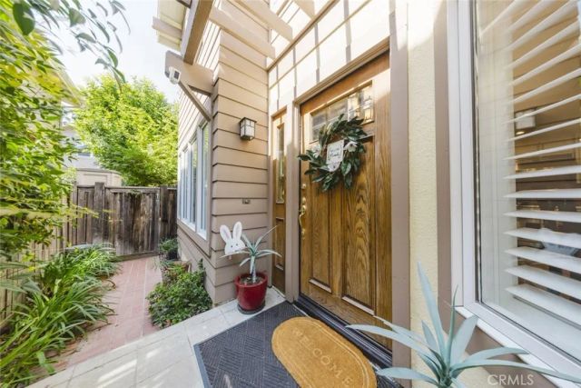 2902 Butter Creek, Pasadena, CA 91107