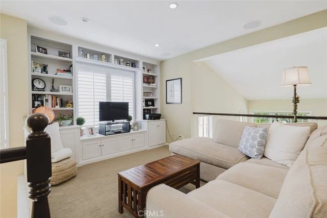 2902 Butter Creek, Pasadena, CA 91107