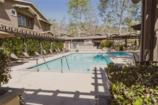 2902 Butter Creek, Pasadena, CA 91107