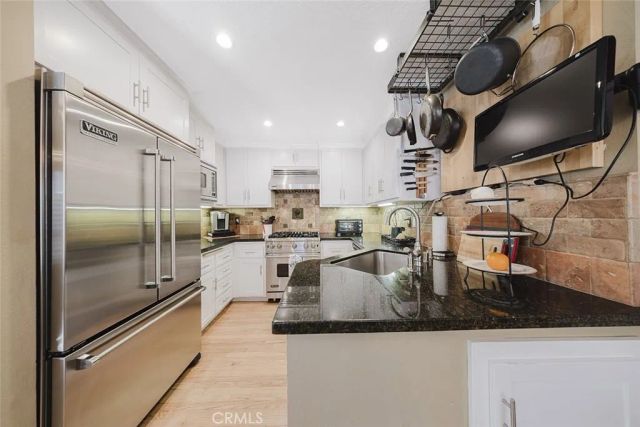 2902 Butter Creek, Pasadena, CA 91107