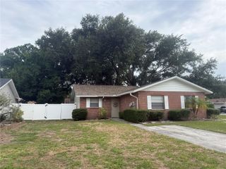 5118 LETITIA COURT, Tampa, FL 33624