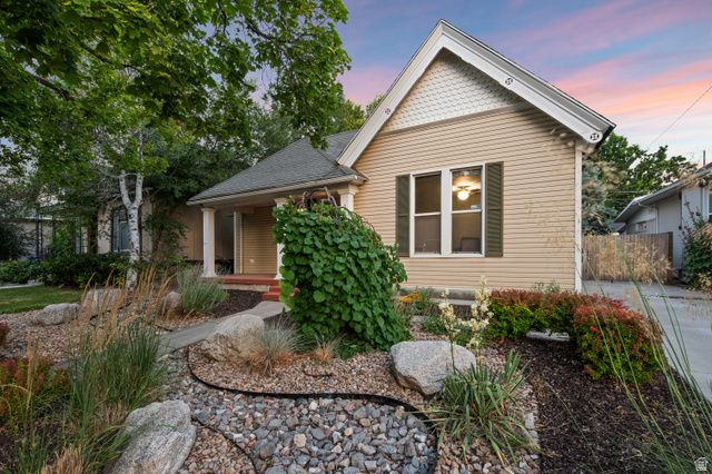 1028 E BLAINE AVE, Salt Lake City, UT 84105