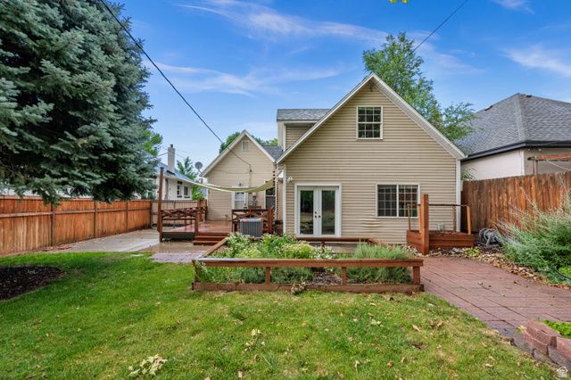 1028 E BLAINE AVE, Salt Lake City, UT 84105