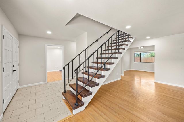 1315 Starlite Ln, Yuba City, CA 95991