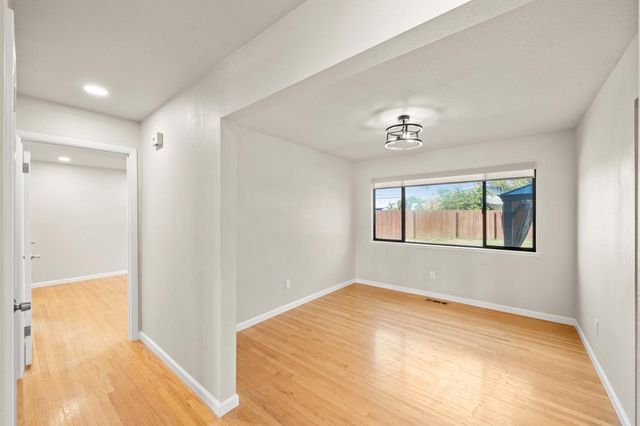 1315 Starlite Ln, Yuba City, CA 95991