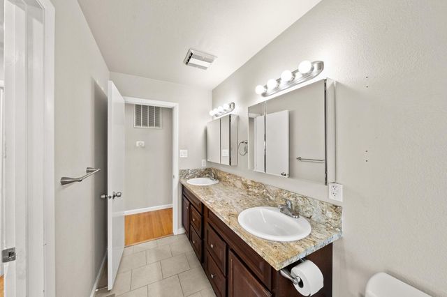 1315 Starlite Ln, Yuba City, CA 95991