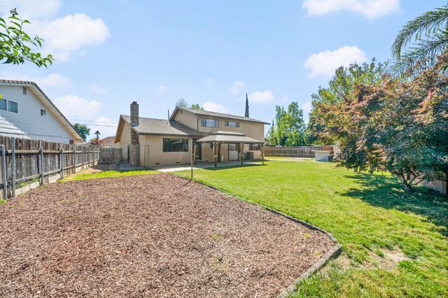 1315 Starlite Ln, Yuba City, CA 95991