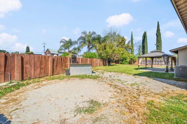 1315 Starlite Ln, Yuba City, CA 95991