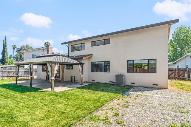 1315 Starlite Ln, Yuba City, CA 95991