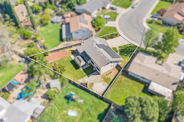 1315 Starlite Ln, Yuba City, CA 95991