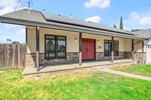 1315 Starlite Ln, Yuba City, CA 95991