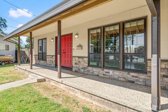 1315 Starlite Ln, Yuba City, CA 95991