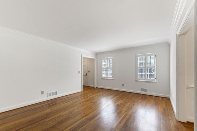 6770 River Springs Lane, Atlanta, GA 30328