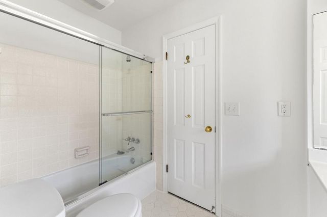 6770 River Springs Lane, Atlanta, GA 30328