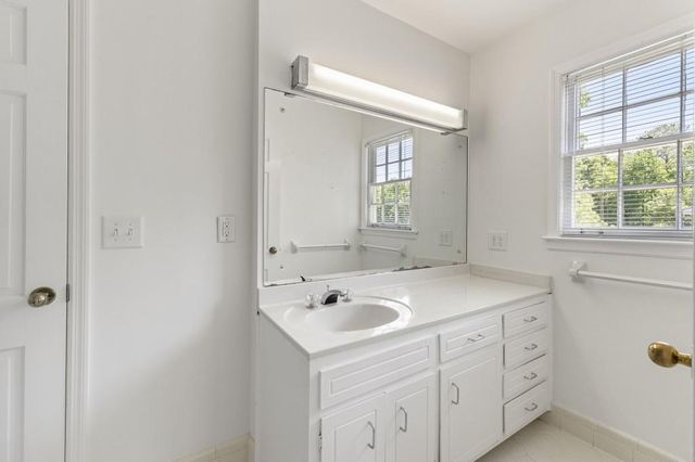 6770 River Springs Lane, Atlanta, GA 30328