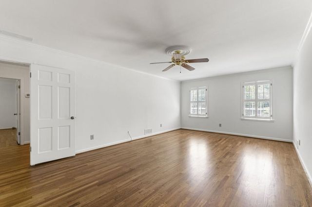 6770 River Springs Lane, Atlanta, GA 30328