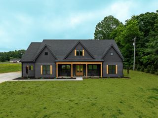 4045 Wells Rd, Springfield, TN 37172