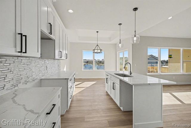 2878 Clivedon Road, Howell, MI 48843