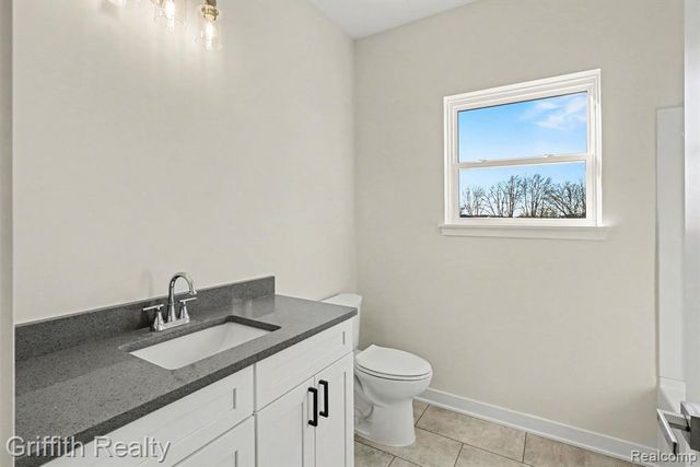 2878 Clivedon Road, Howell, MI 48843