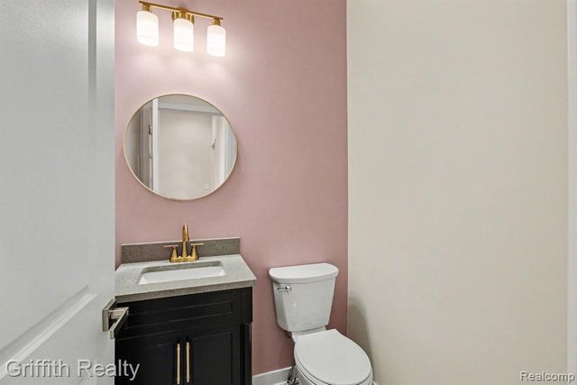 2878 Clivedon Road, Howell, MI 48843