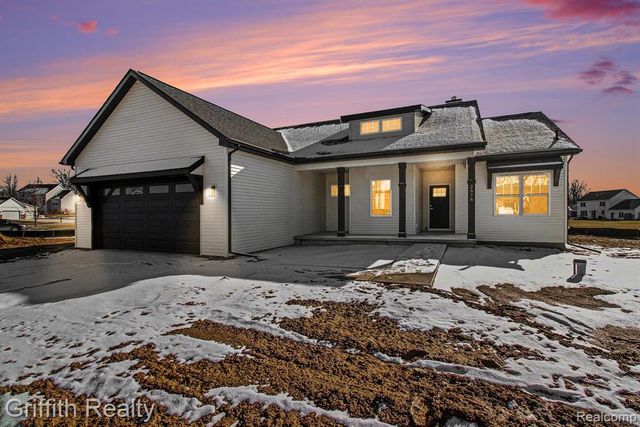 2878 Clivedon Road, Howell, MI 48843