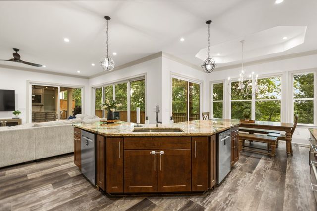 336 Bjs Lndg, Estill Springs, TN 37330