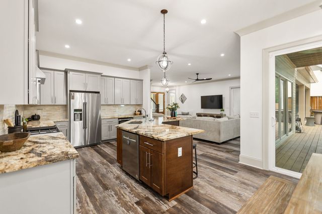 336 Bjs Lndg, Estill Springs, TN 37330