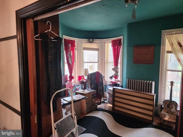 2307 COOPER RD, Atco, NJ 08004