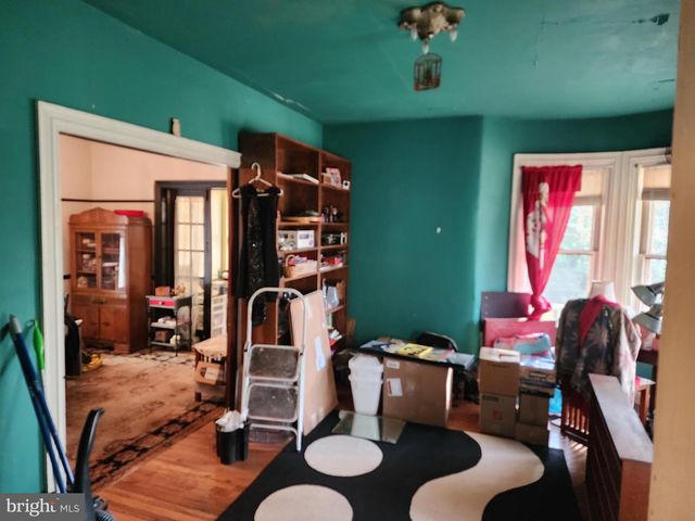 2307 COOPER RD, Atco, NJ 08004