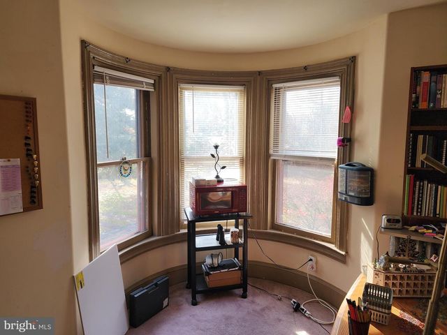 2307 COOPER RD, Atco, NJ 08004