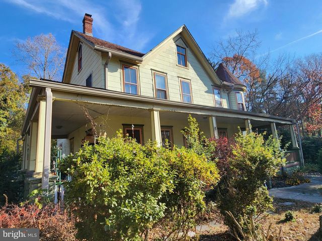 2307 COOPER RD, Atco, NJ 08004