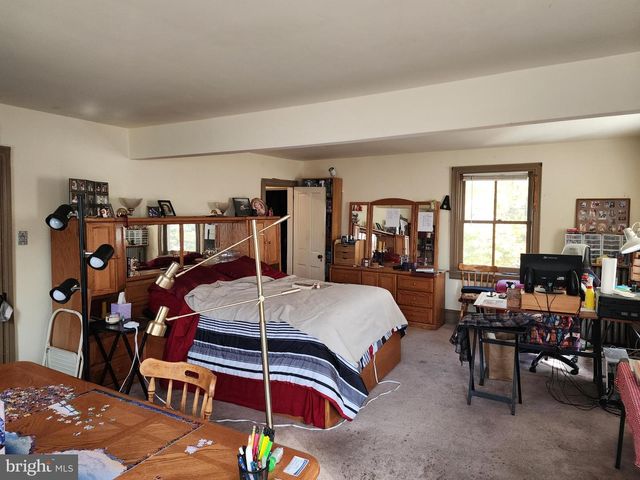 2307 COOPER RD, Atco, NJ 08004