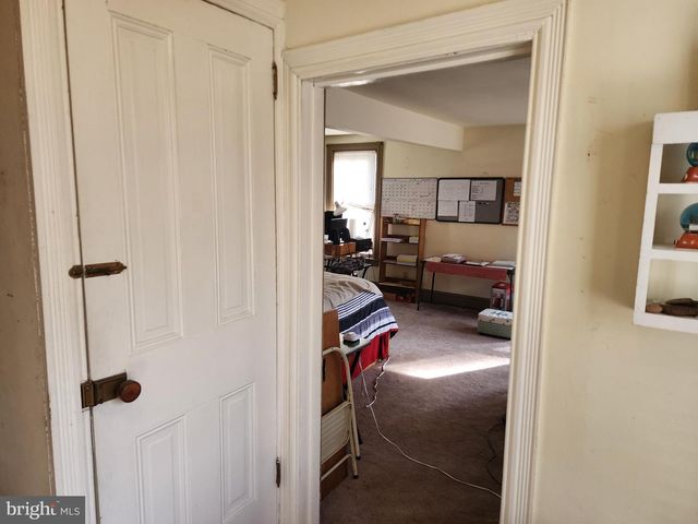 2307 COOPER RD, Atco, NJ 08004