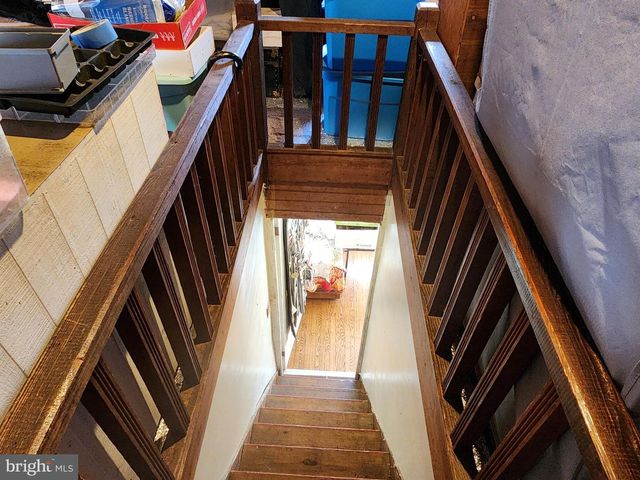 2307 COOPER RD, Atco, NJ 08004