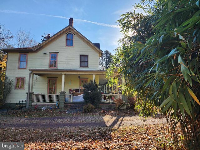 2307 COOPER RD, Atco, NJ 08004