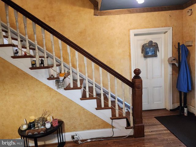 2307 COOPER RD, Atco, NJ 08004