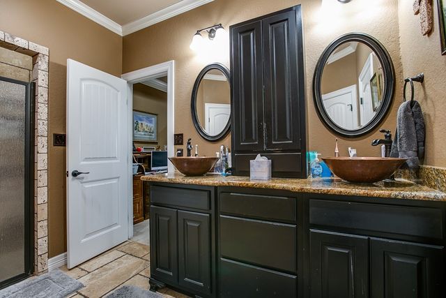 1814 Cove Road, San Angelo, TX 76904