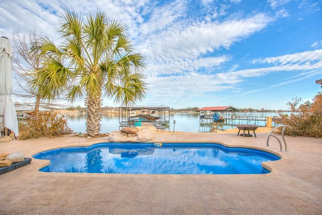 1814 Cove Road, San Angelo, TX 76904