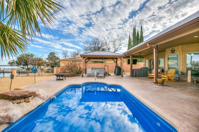 1814 Cove Road, San Angelo, TX 76904