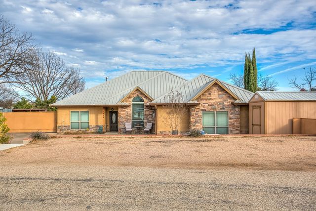 1814 Cove Road, San Angelo, TX 76904