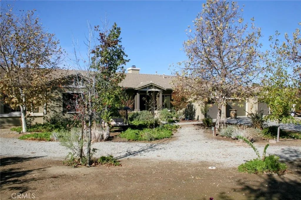 Image 2 of property listing at 23641 ROSE QUARTZ Drive, Perris, CA 92570