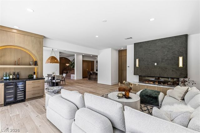 10205 Orkiney Drive, Las Vegas, NV 89144